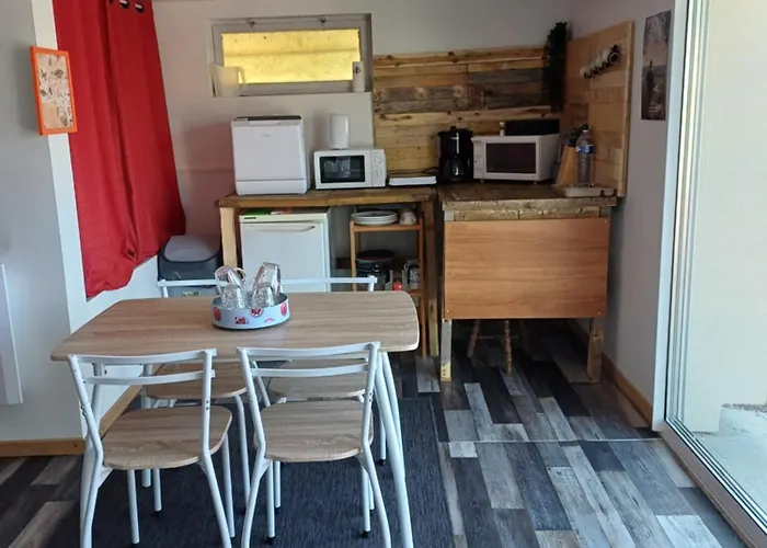 Konukevi Le Val Thaon